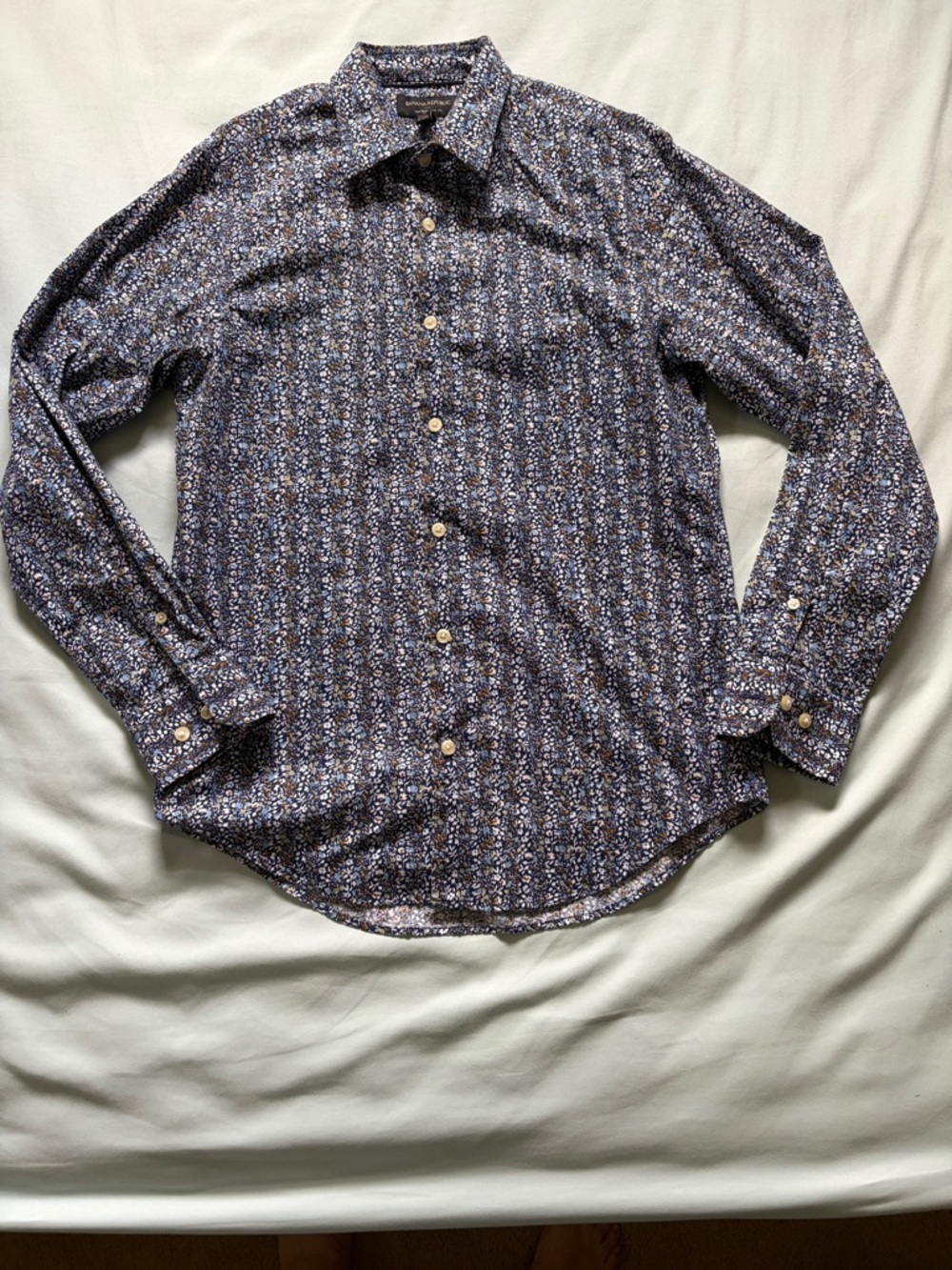 Banana Republic Men's Patterned Button-Up Shirt - Blue, White & Brown